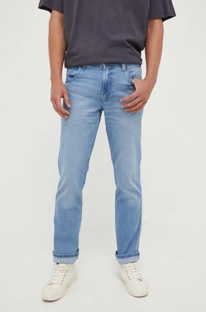 Джинси Wrangler Greensboro чоловічі колір блакитний (3295602)